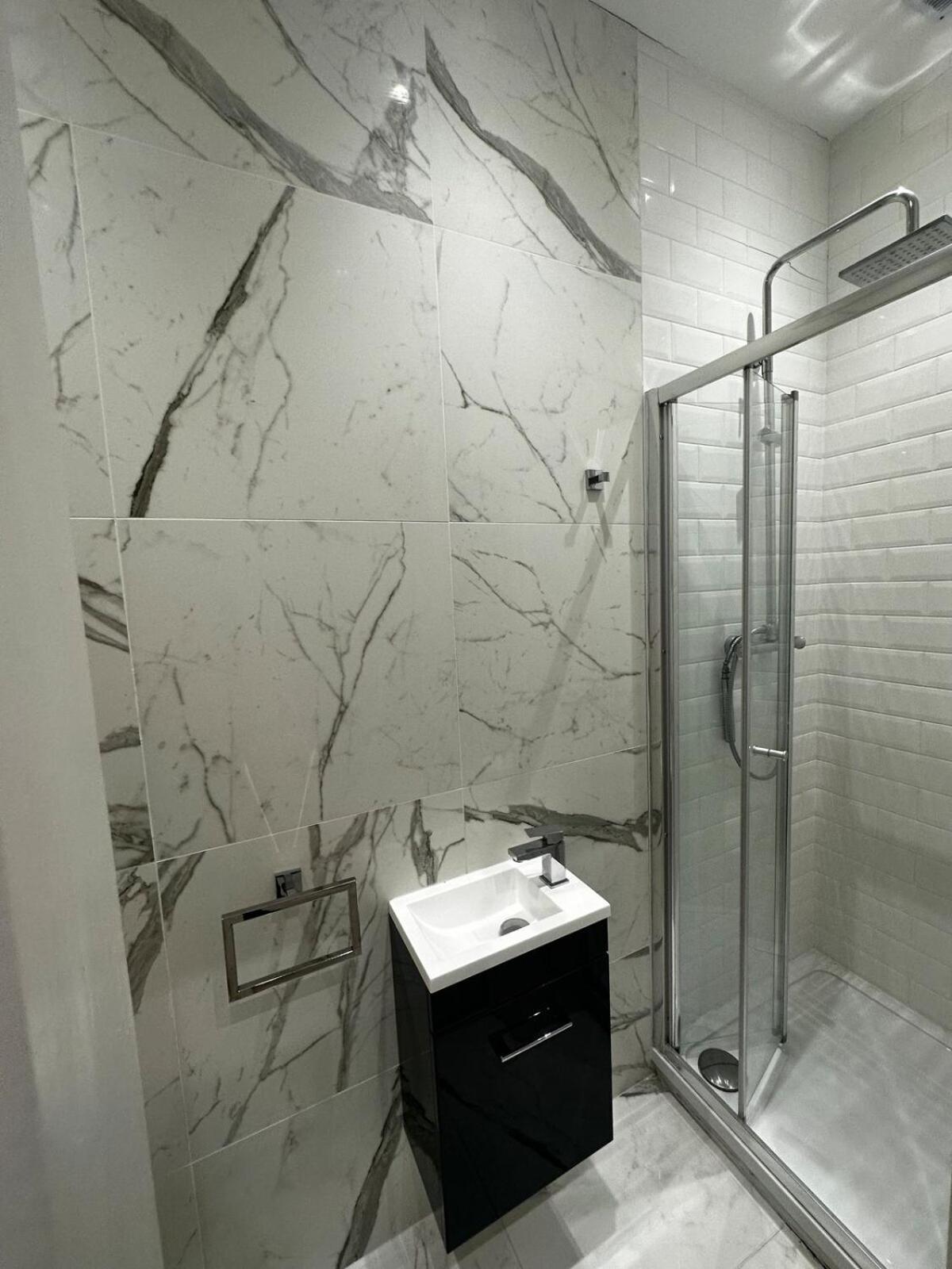 Stunning Two Bedrooms Londres